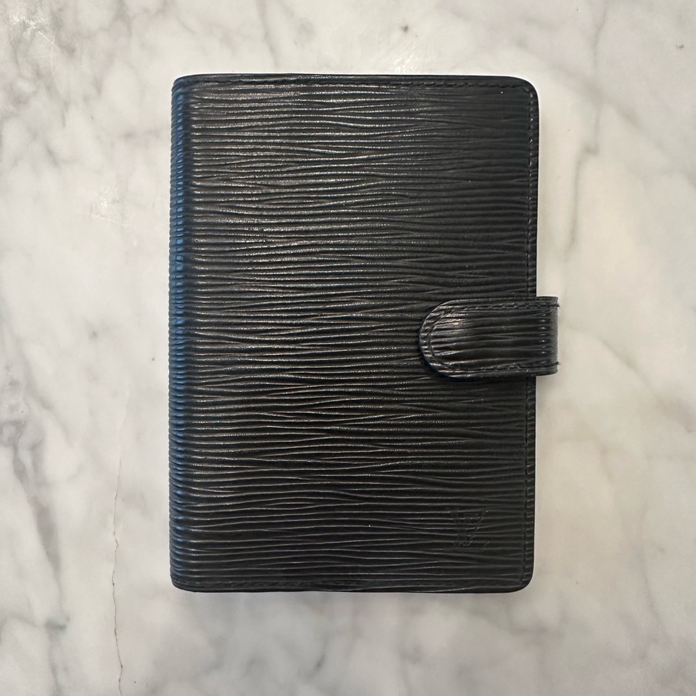 Louis Vuitton Black Epi Wallet Agenda